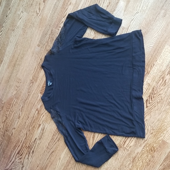 (1x) Lord & Taylor Long Sleeve Top Viscose Blend Lace Shoulders - Picture 1 of 9